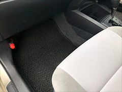 Car floor mat